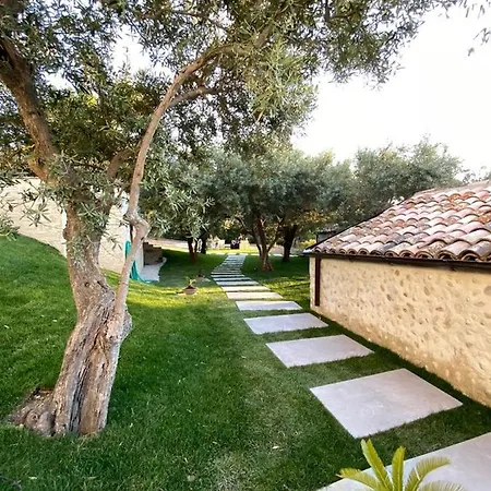 Relais Frasimon Antico Casale * 圣维托彻帝诺
