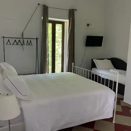 Relais Frasimon Antico Casale 圣维托彻帝诺