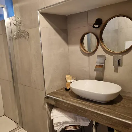 Relais Frasimon Antico Casale サン・ヴィート・キエティーノ