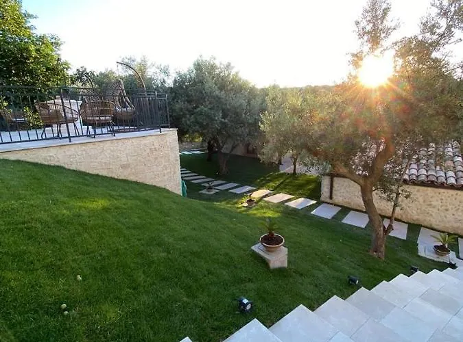 Relais Frasimon Antico Casale Station touristique